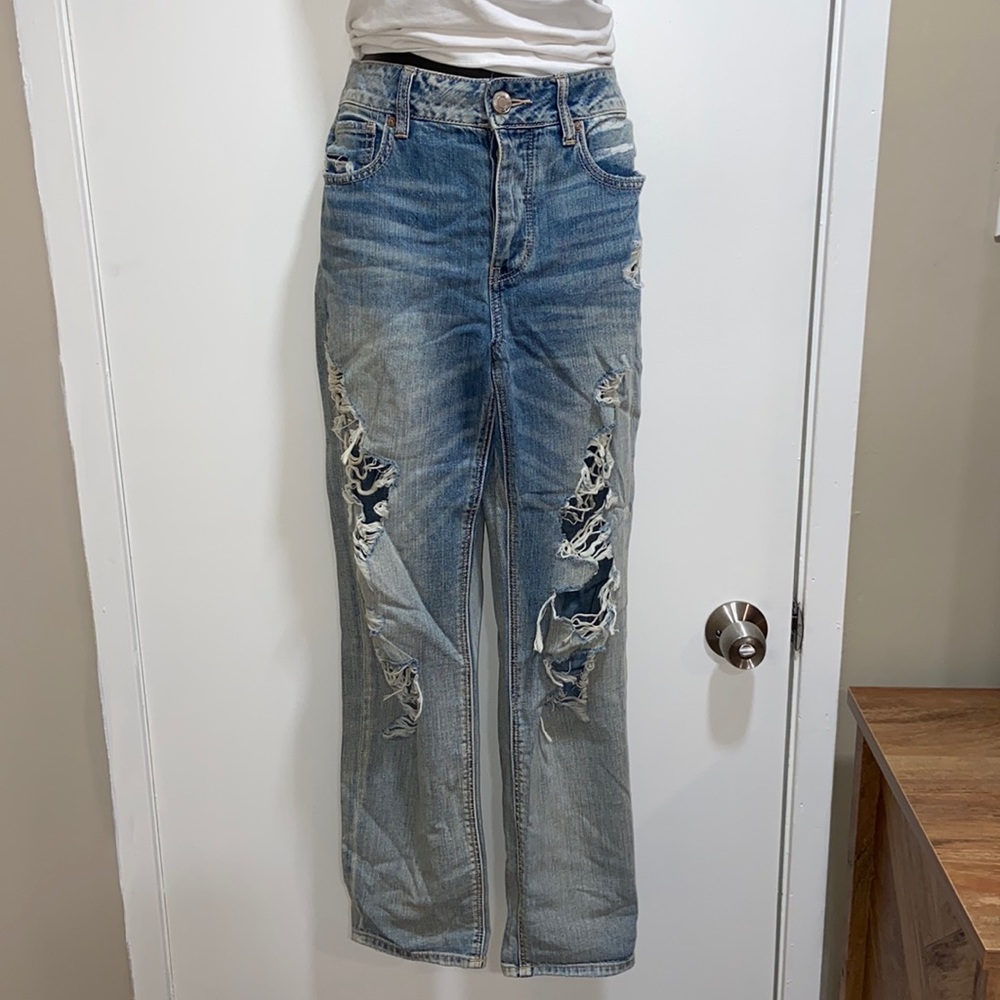 American Eagle Tomgirl Jeans | Light Indigo | 10